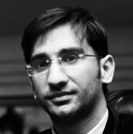 Portriat of Usman Awan | iOS Developer